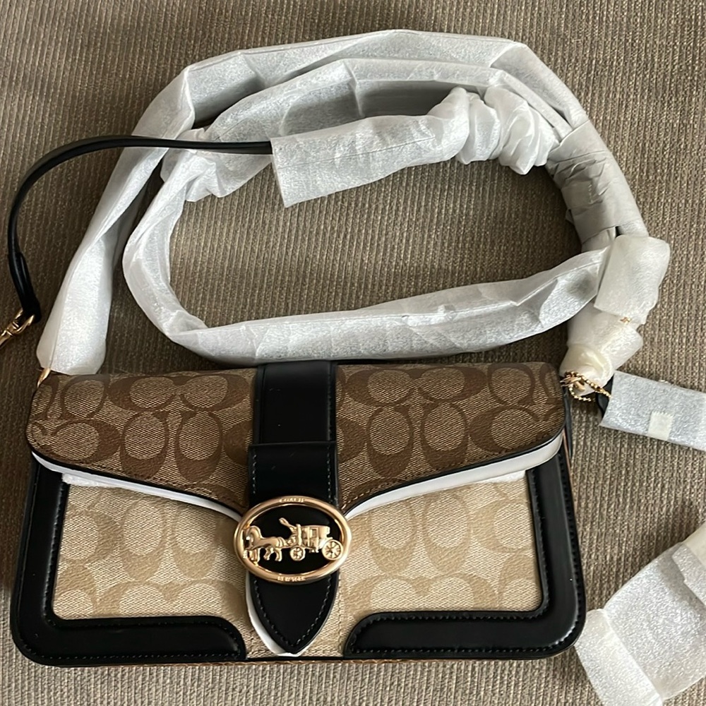 Coach crossbody bag - signature canvas